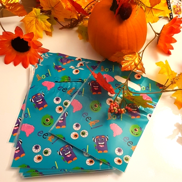 🎃 CLEARANCE 13 Pcs Halloween Eek Boo Favor Bags Loot Bags Treat Bags 6.25x6.25" - Picture 7 of 9